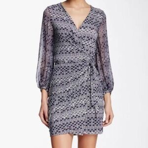 Diane Bon Furstenberg balloon sleeve blue and white patterned wrap dress